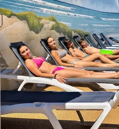 transats piscine camping pins