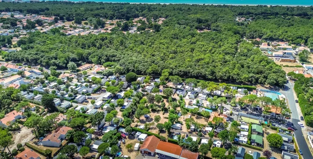 vue aerienne camping pins